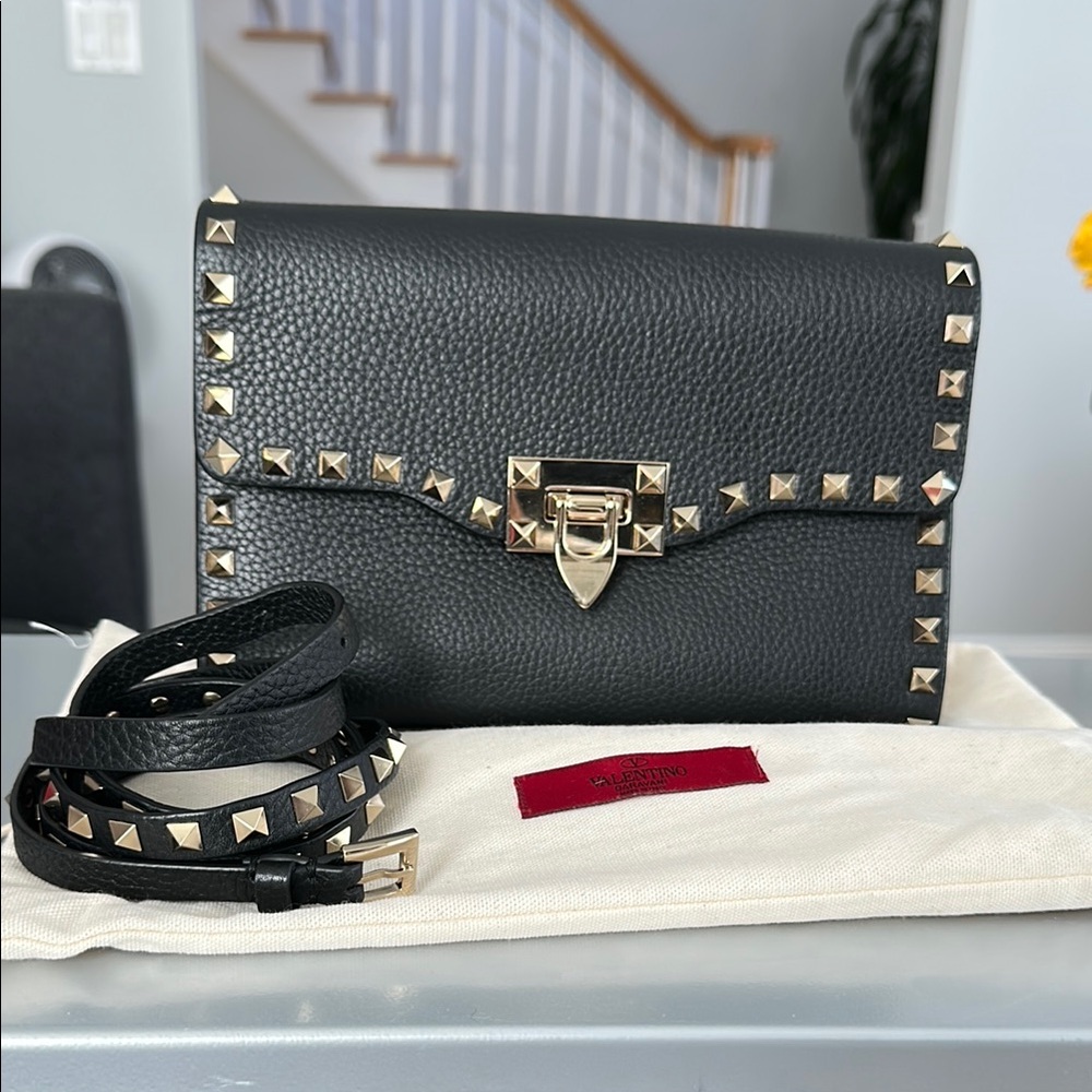 Valentino rockstud, Crossbody bag with a removable strap